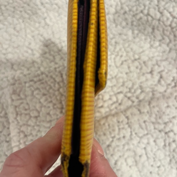 Louis Vuitton Yellow Epi Leather! Shoulder Bag, Dustbag, Wallet and Box Bundle! - Picture 9 of 13